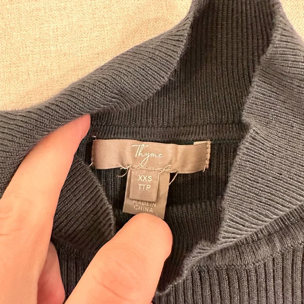 Thyme Maternity sweater - Picture 3 of 5